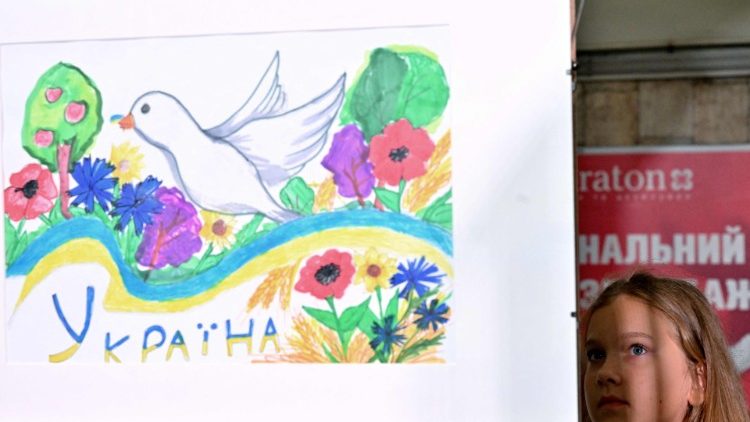 Vaikų piešinių paroda Kyjivo metro