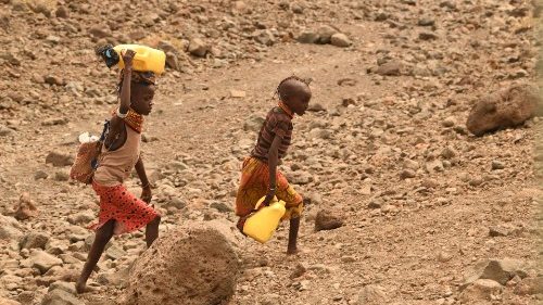 Somalia: Dürre in Somalia hat eine Million Menschen vertrieben