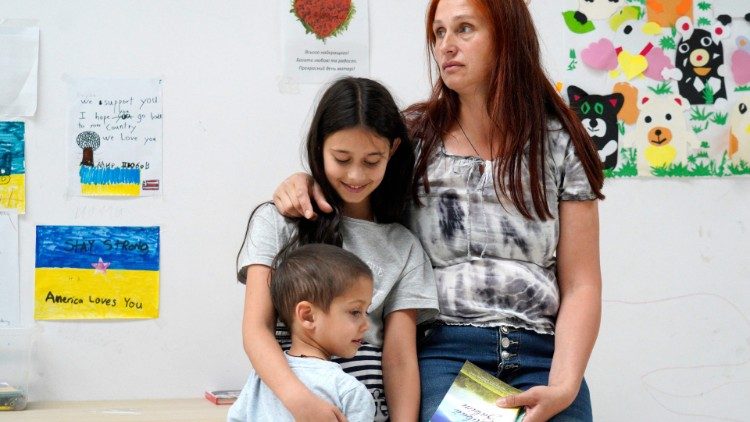 Flüchtlingsfamilie aus der Ukraine in Warschau