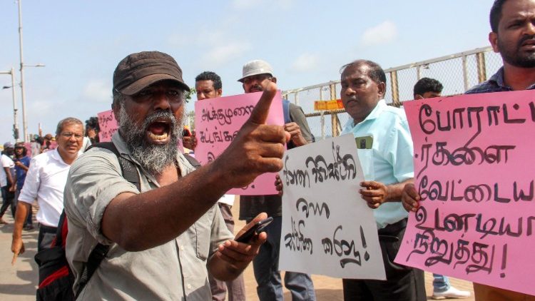Proteste gegen die Übergangsregierung in Sri Lanka