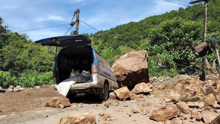 लूजोन द्वीप पर 7.3 तीव्रता का भूकंप