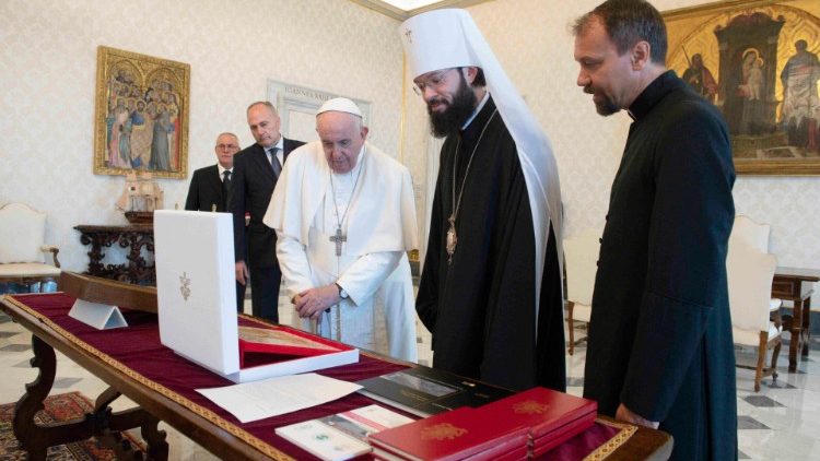 VATICAN-RUSSIA-RELIGION-POPE