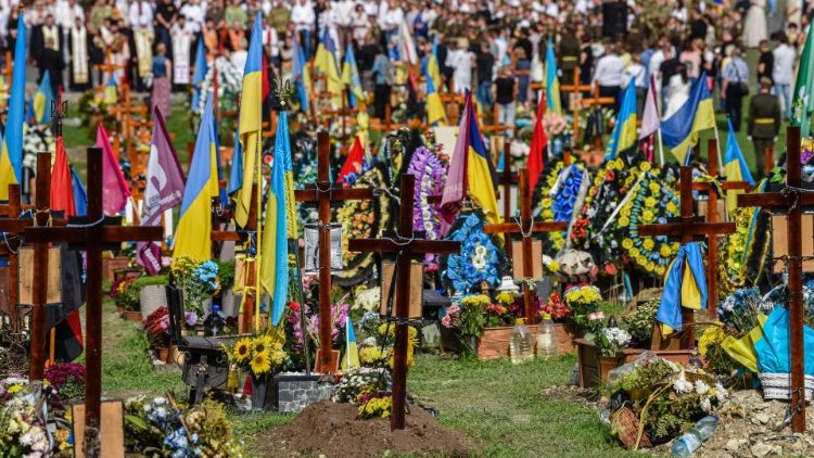 Zeremonie für die gefallenen Soldaten am Lychakiv-Friedhof in Lemberg am Mittwoch