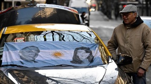 Papst bekundet Verbundenheit mit Argentiniens Vizepräsidentin