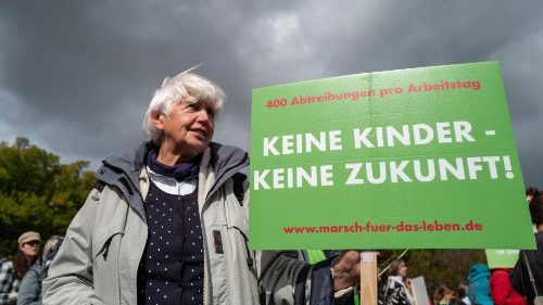 D: „Marsch für das Leben" in Berlin mit Tausenden Teilnehmenden