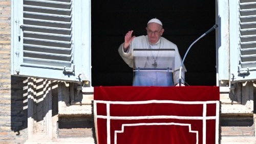 Il Papa: usiamo i beni per generare fraternità e amicizia sociale