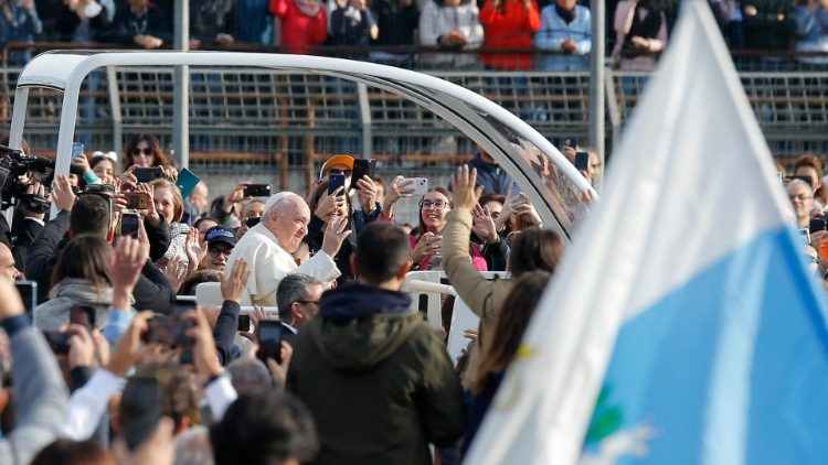 Papa Francisko amesali kwa ajili ya mahitaji ya watu mbalimbali duniani.