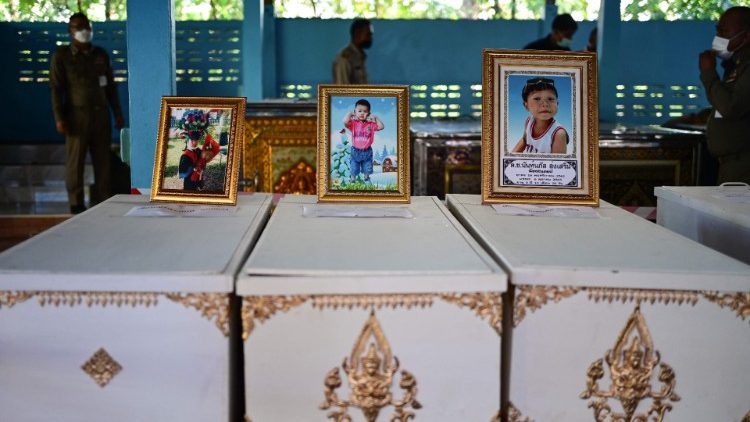 Papież modli się za ofiary ataku na żłobek w Tajlandii 