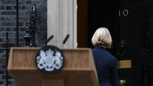 Regno Unito, dimissioni di Liz Truss. CeSi: "Evidenziano le fratture interne"