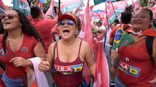Brasilien: Kardinal kritisiert Religion als Mittel im Wahlkampf