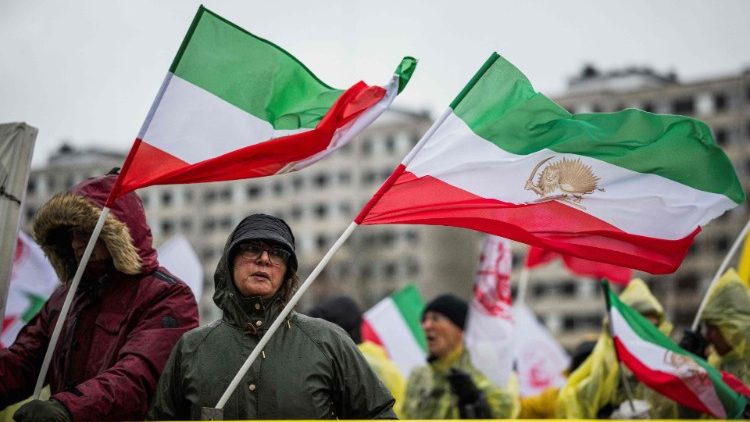 In Iran proseguono le proteste antigovernative