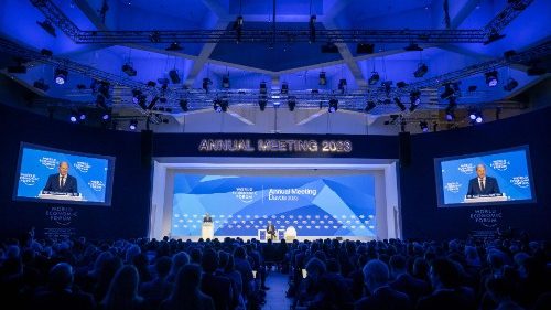 Foro Económico Mundial. Párroco de Davos: "La gente espera soluciones"