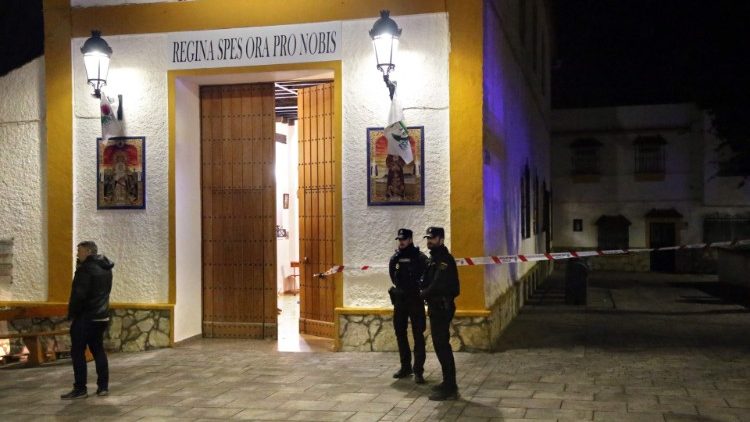 Policja zabezpieczająca miejsce ataku, Algeciras, Hiszpania, 25 stycznia 2023