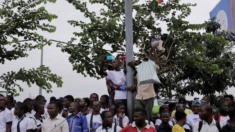 Baba Mtakatifu Francisko amewasili Jijini Kinshasa, nchini DRC kwa hija ya kitume kuanzia tarehe 31 Januari hadi tarehe 3 Februari 2023 na baadaye ataelekea Sudan ya Kusini hadi tarehe 5 Feb. 2023.