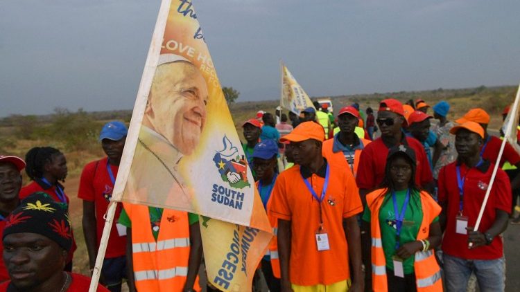 Vijana wa Jimbo la Rumbek wameanza hija ya miguu kuanzia tarehe 25 Februari ili wapomkee Papa Francisko huko Juba 