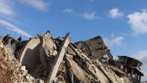 Séisme en Turquie et en Syrie, les réactions sur place d’Églises locales