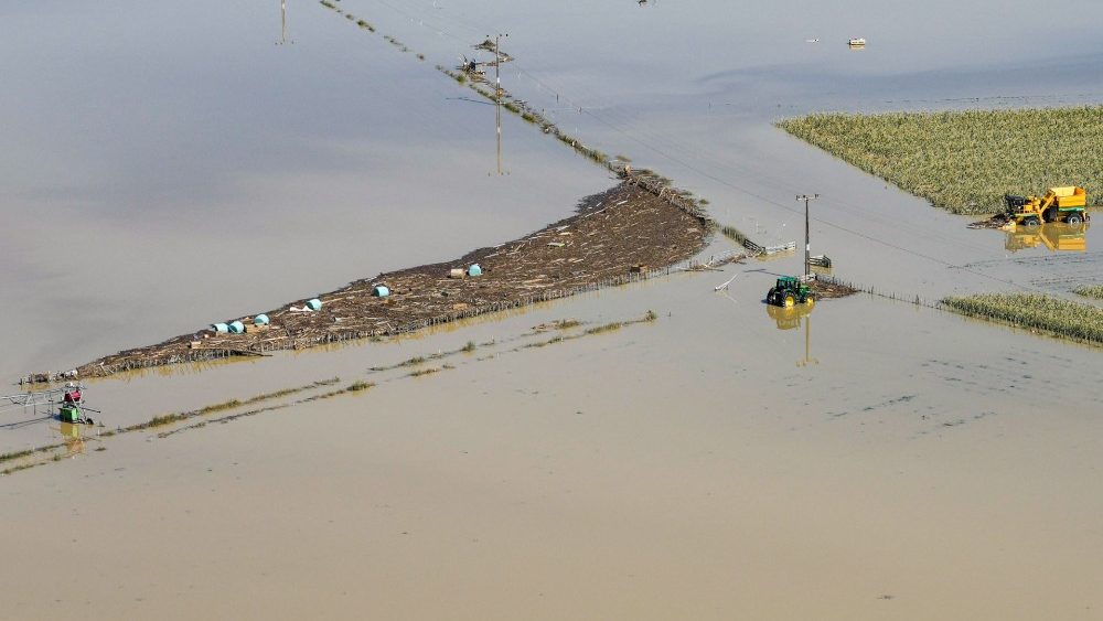 Uma vista area mostra os danos deixados pelo ciclone Gabrielle no vale de Esk, perto de Napier, em 18 de fevereiro de 2023. (Photo AFP)