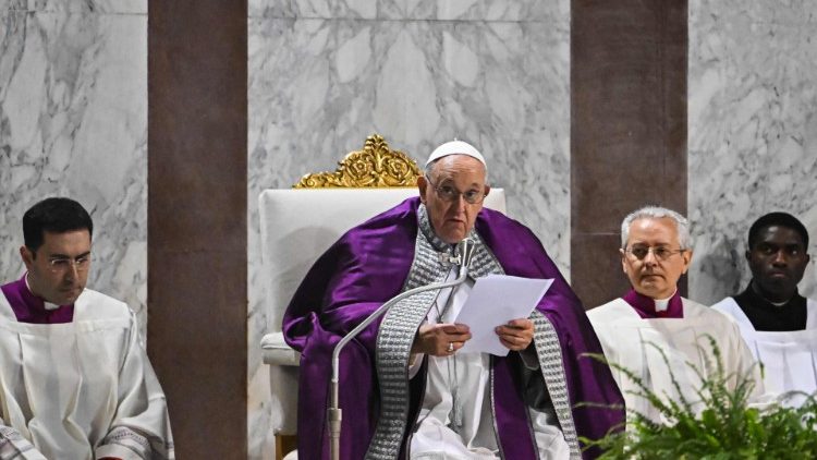 El Papa en la homilía
