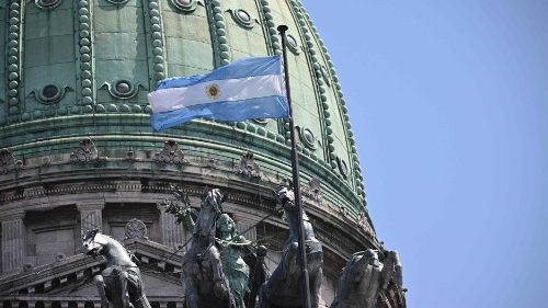 El Papa a líderes argentinos: Únanse para hablar y llevar la patria adelante
