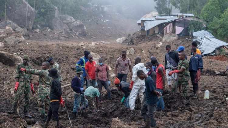 Rescue efforts in Malawi following tropical cyclone Freddy