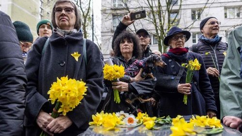 D: Neymeyr kritisiert Rechtspopulismus und Antisemitismus