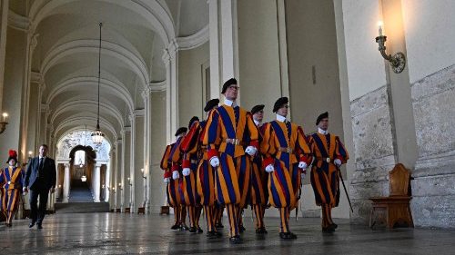 Live bei uns: Vereidigung der neuen Schweizergardisten