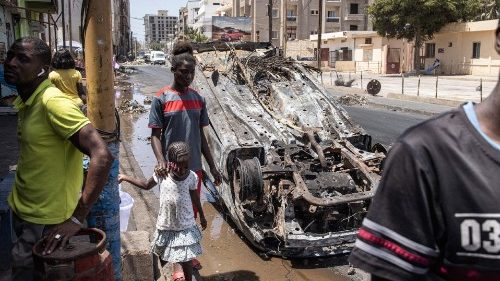 Le Sénégal en panne de dialogue politique