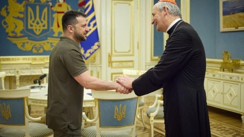 Le cardinal Matteo Zuppi de retour de sa mission à Kiev 