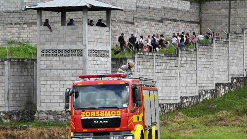 L'Église du Honduras déplore la mort de 41 femmes dans une prison