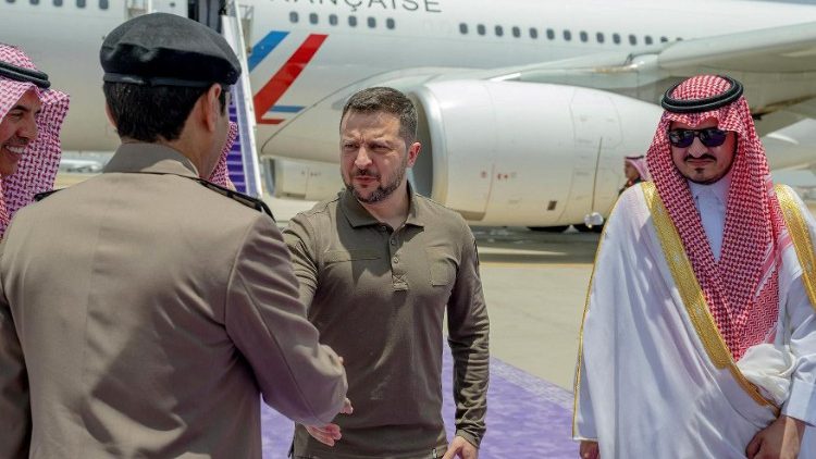  Saudi Arabia hosting Ukraine peace talks