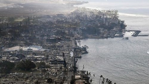 Il dolore del Papa per le vittime degli incendi nelle Hawaii