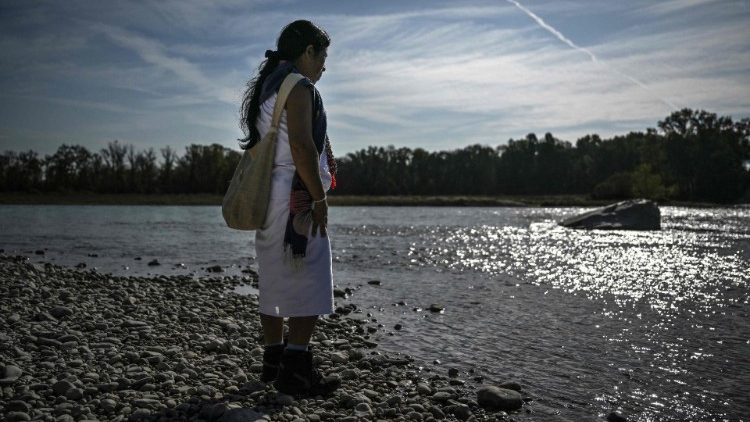Una donna indigena in Colombia
