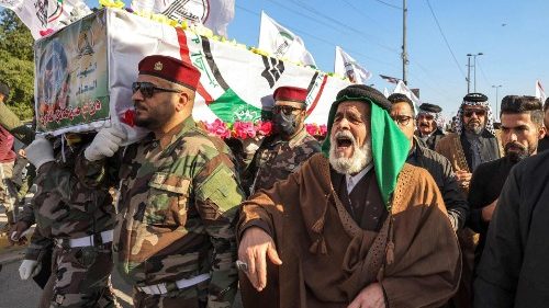 Colpiti obiettivi filoiraniani in Siria e Iraq. Alta tensione tra Usa e Iran