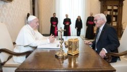 pope-francis-with-german-president-frank-walter-st-1507565554367