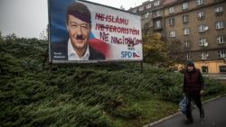 czech-general-elections-posters-1508404090384