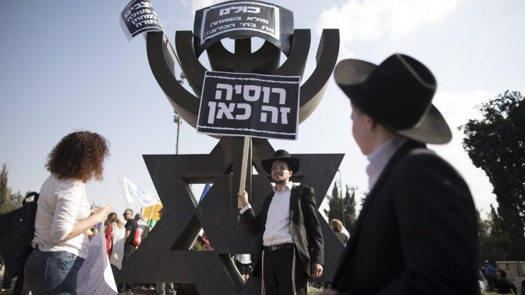 Ultra-Orthodox Jews protest against army recruitment