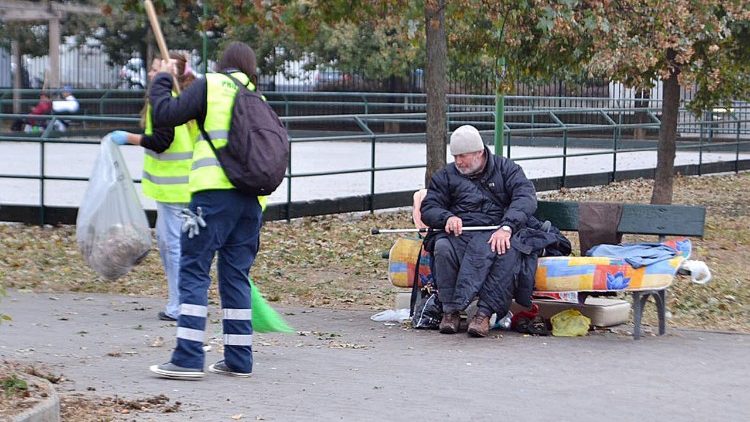 Ruszyła akcja „Trochę ciepła dla bezdomnego” 