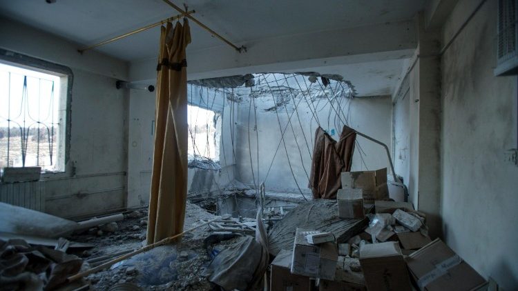kafr-nabl-hospital-after-an-airstrike-1517858891719.jpg