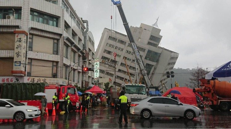 Le séisme de magnitude 6,4 a fait au moins deux mort et plus de deux cents blessés, selon un bilan provisoire.