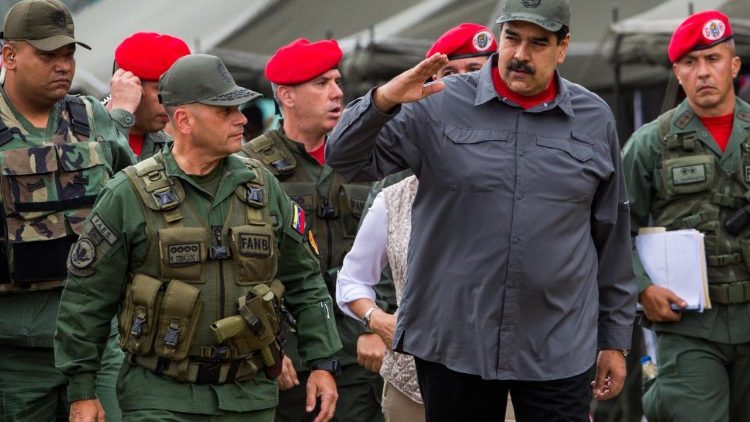 Präsident Maduro überwacht Militärübung in Venezuela