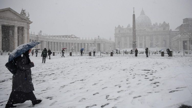 Petersplatz mit Schnee bedeckt