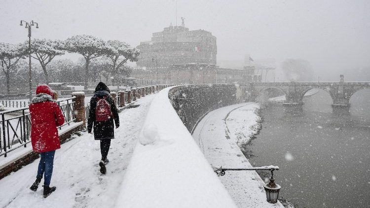 weather--rome-under-snow--1519634007032.jpg