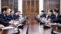 two-koreas-agree-to-hold-third-summit-in-apri-1520342322406.jpg