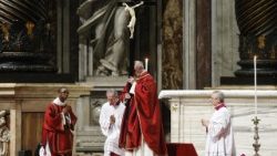 pope-francis-celebrates-the-lord-s-passion-1522429095295.jpg