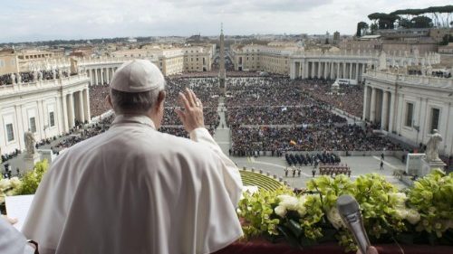Urbi e Orbi: Papa invoca pace e speranza nel mondo