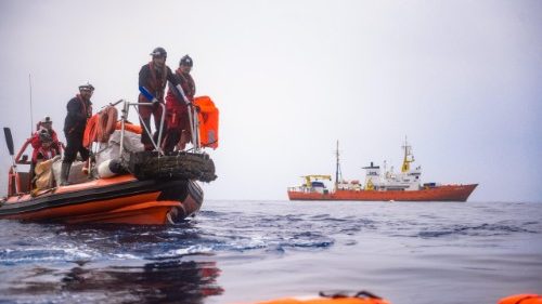 Flüchtlingsboote im Mittelmeer gesunken