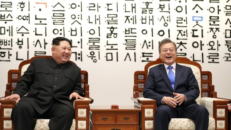 Lo storico incontro tra i leader delle due Coree