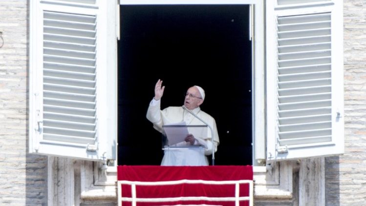Papež František při modlitbě Regina Caeli, 29. dubna 2018