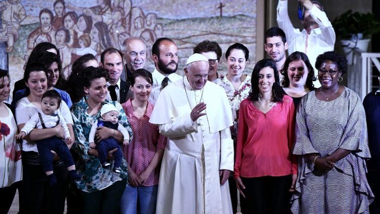 Papež František na návštěvě v Nomadelfii