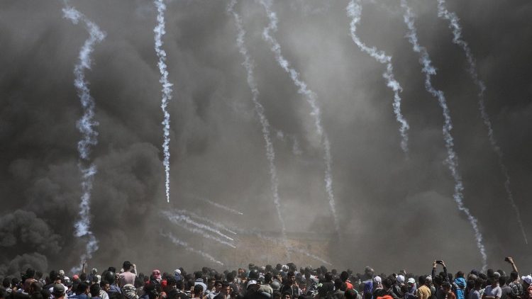 Clashes by Gaza-Israeli border